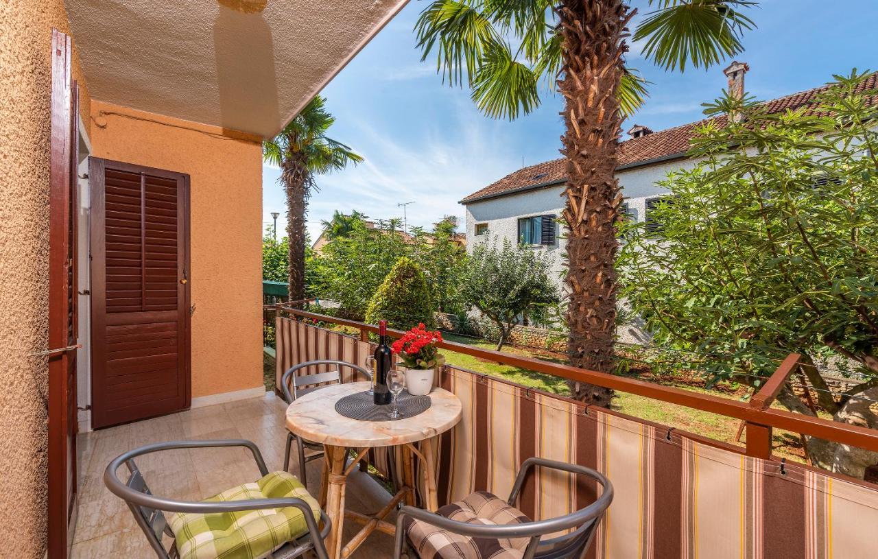Apartments Feniks Poreč Eksteriør bilde
