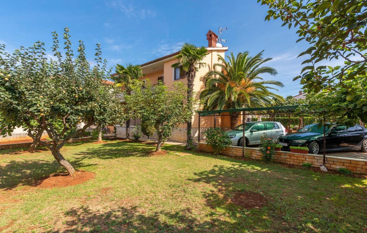 Apartments Feniks Poreč Eksteriør bilde