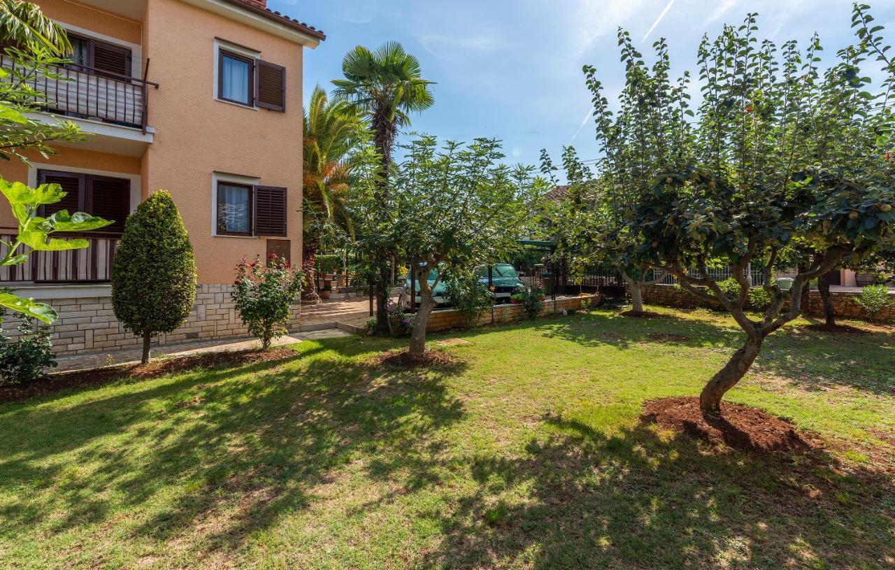 Apartments Feniks Poreč Eksteriør bilde